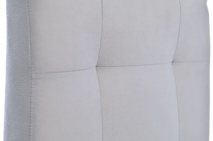 Suede na cor Cinza Claro